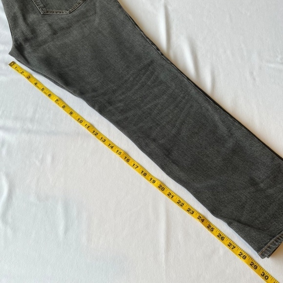 Jos. A. Bank 40Wx32L - 1905 grey tailored fit jeans - Picture 8 of 10